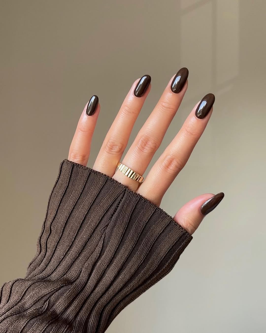 brown nails