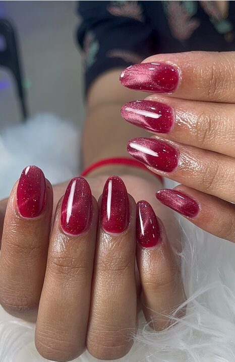 red velvet holiday nails