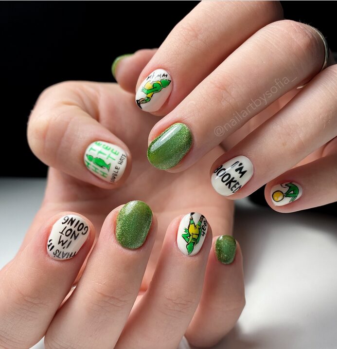 Grinch Nails