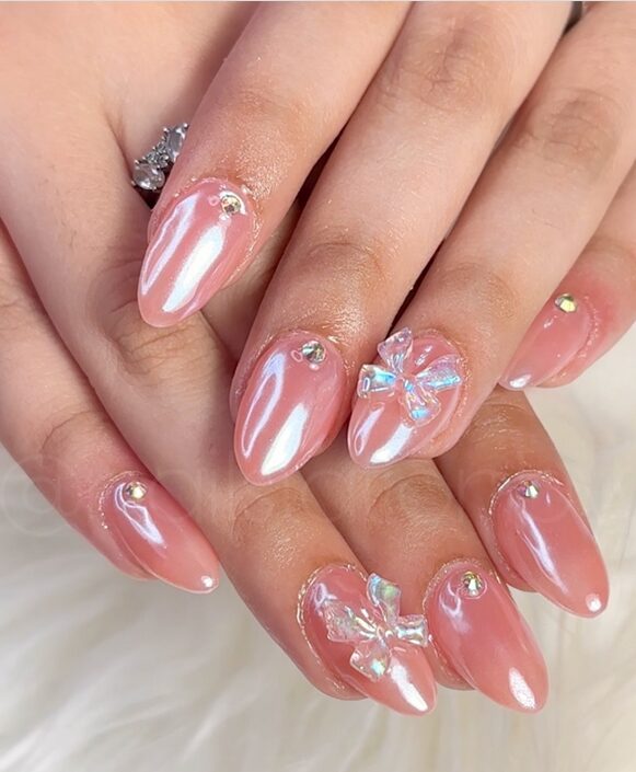 glass nails with bow art work