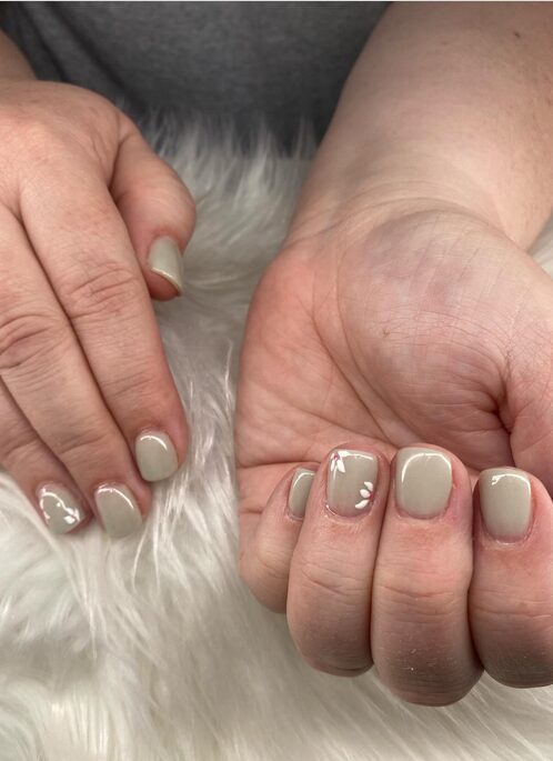 Short square grey & beige nails with neat minimalist finish