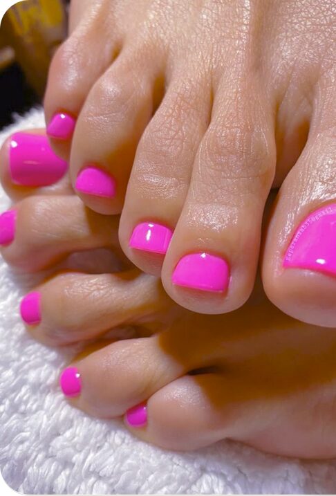 summer toe nails