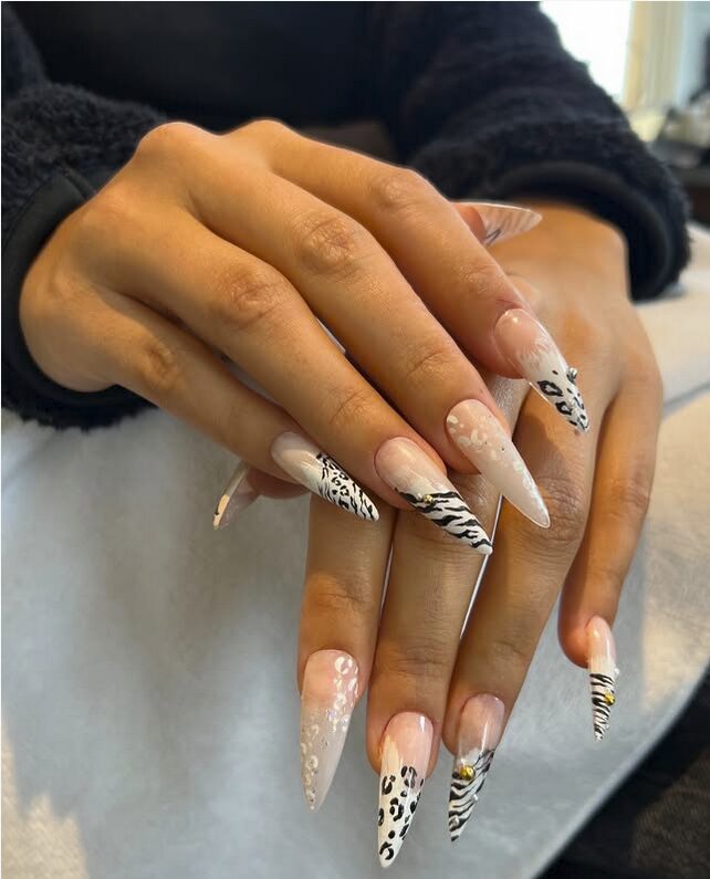 animal print stiletto nail design