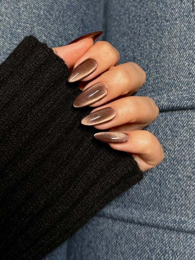 Textured high sparkle bronze gold glitter nails