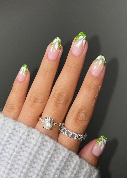 leaf nail art