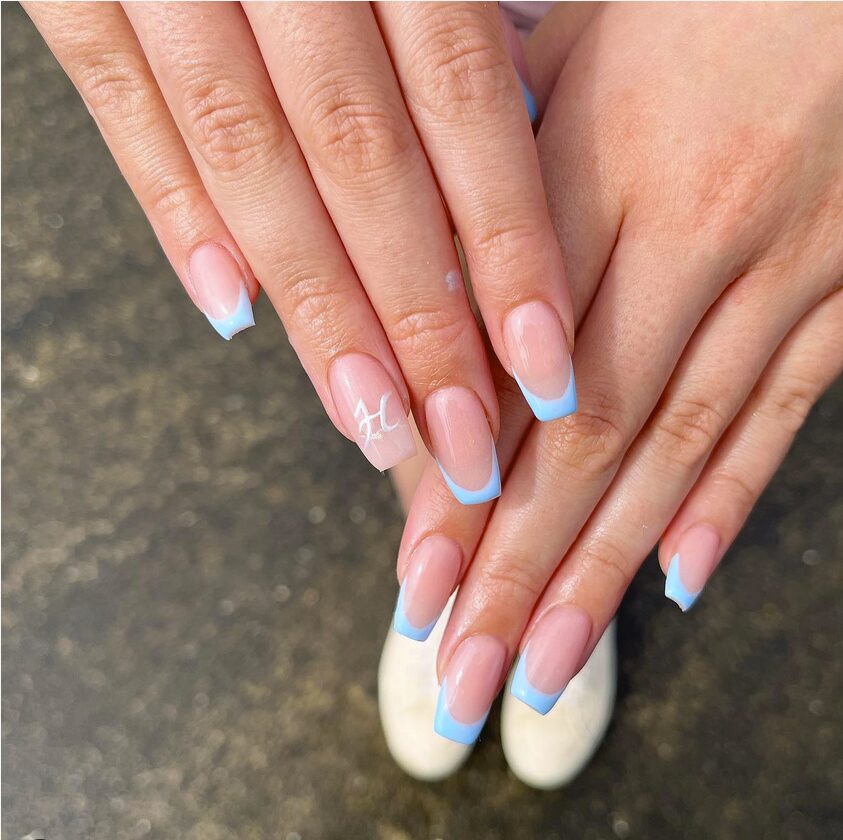 baby blue french tip nails