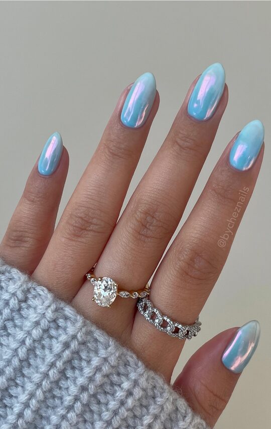 electric blue neon manicure