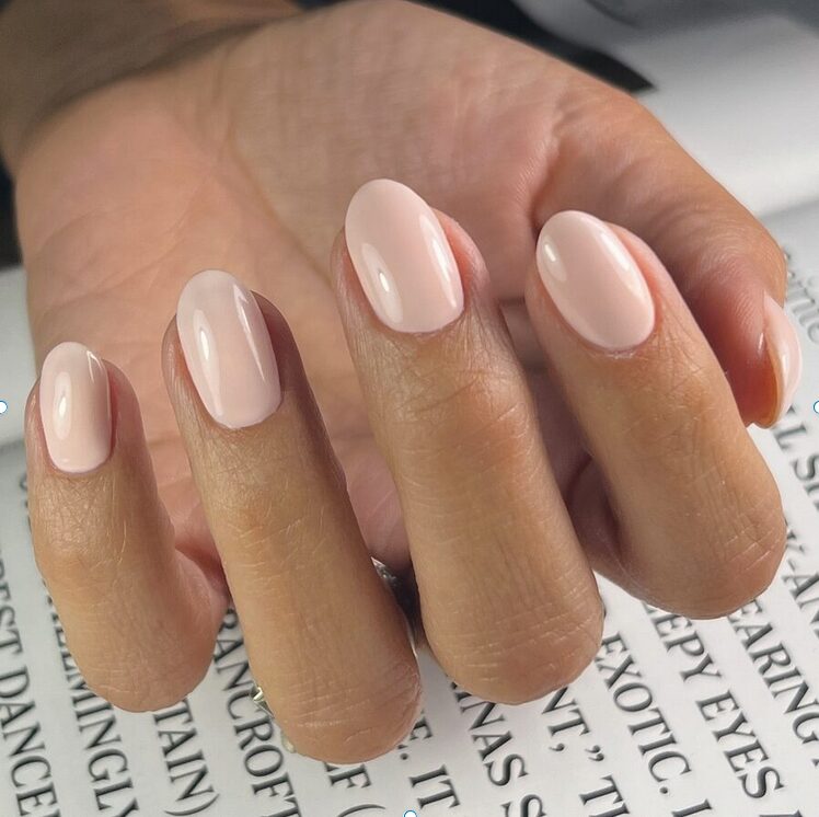 spring peach nude nails