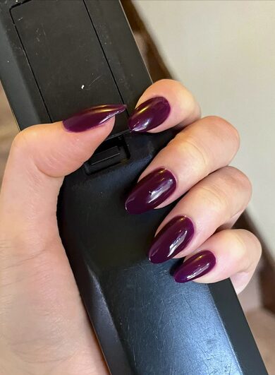 Short Bravo Plum nail polish