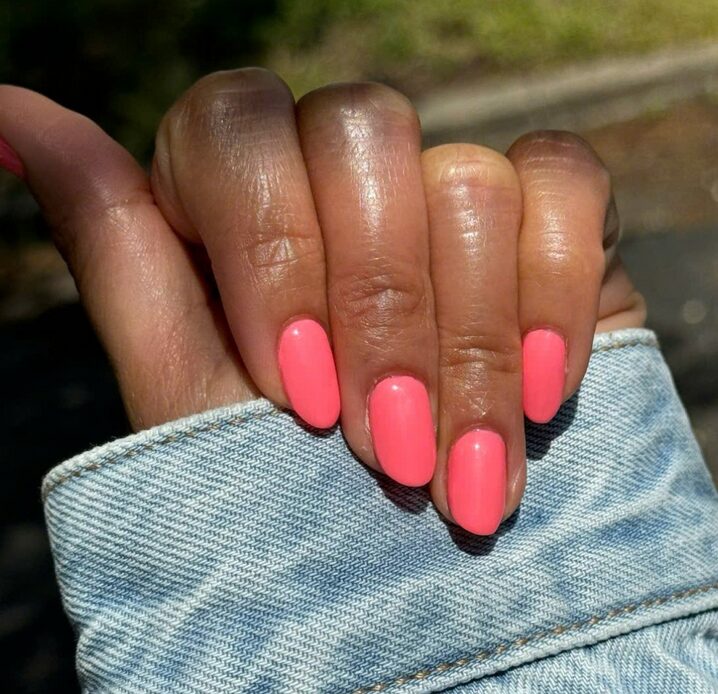 neon coral manicure