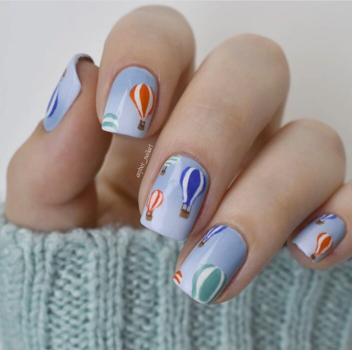 hot air balloon-inspired nail art