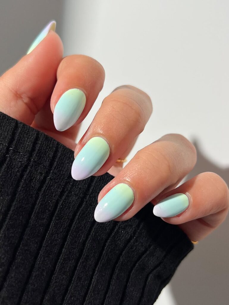 Pastel mint and lilac ombre almond nails