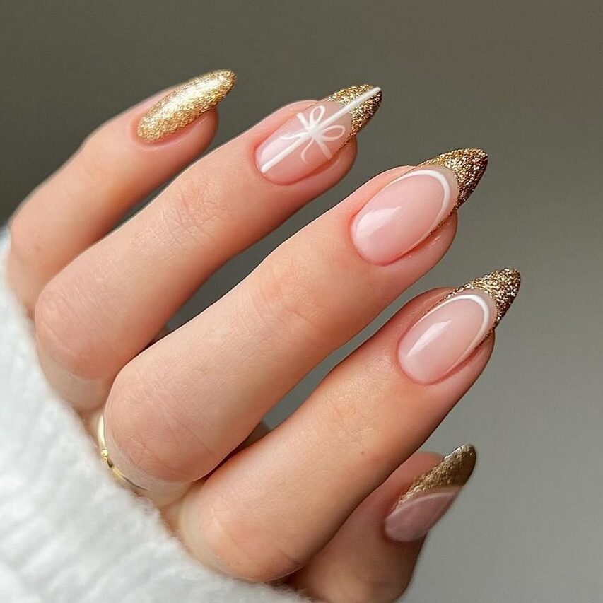 nails with gold & white glitter French tips