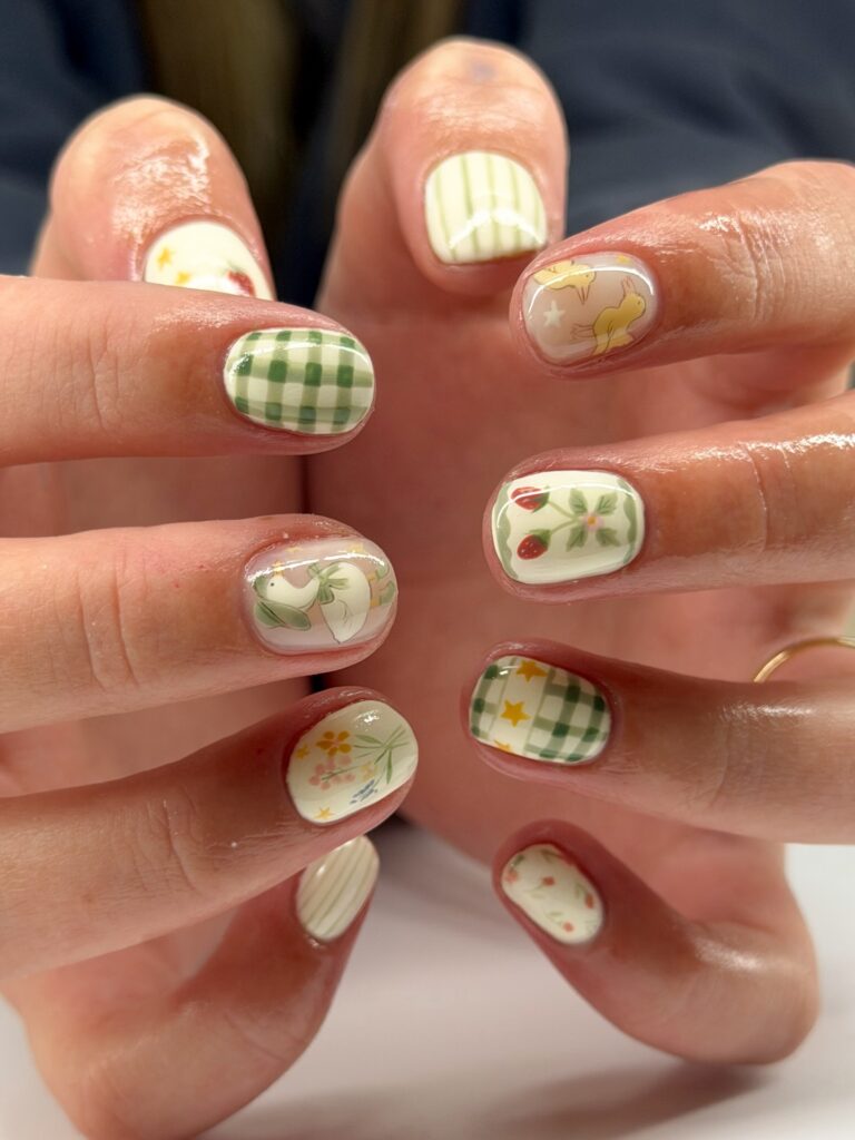 Short cottagecore nails with gingham bunny and florals
