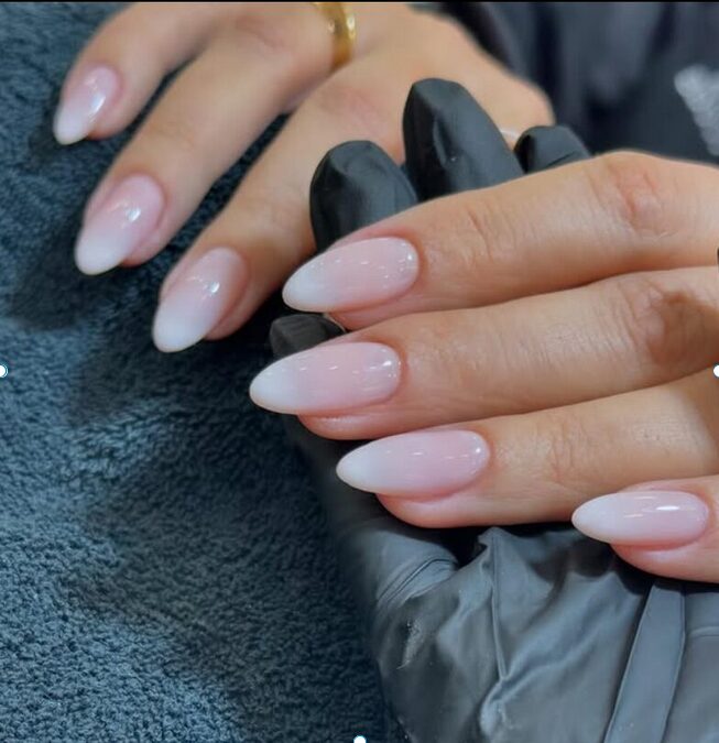 pink and white ombre nails