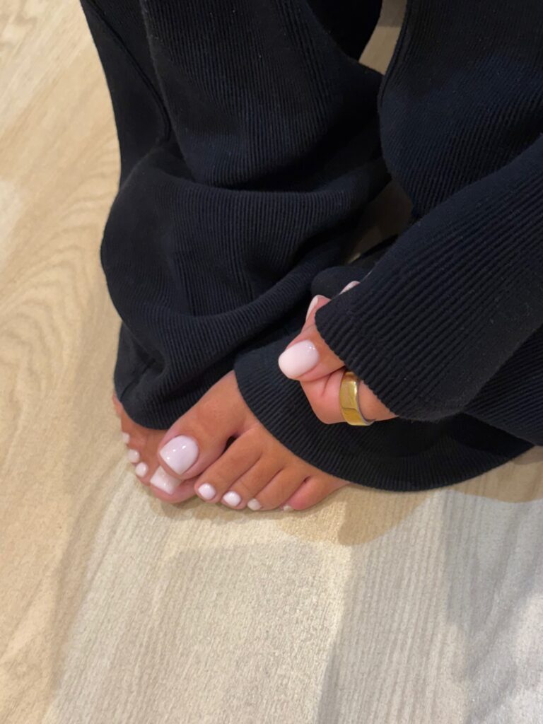 soft lavender pedicure