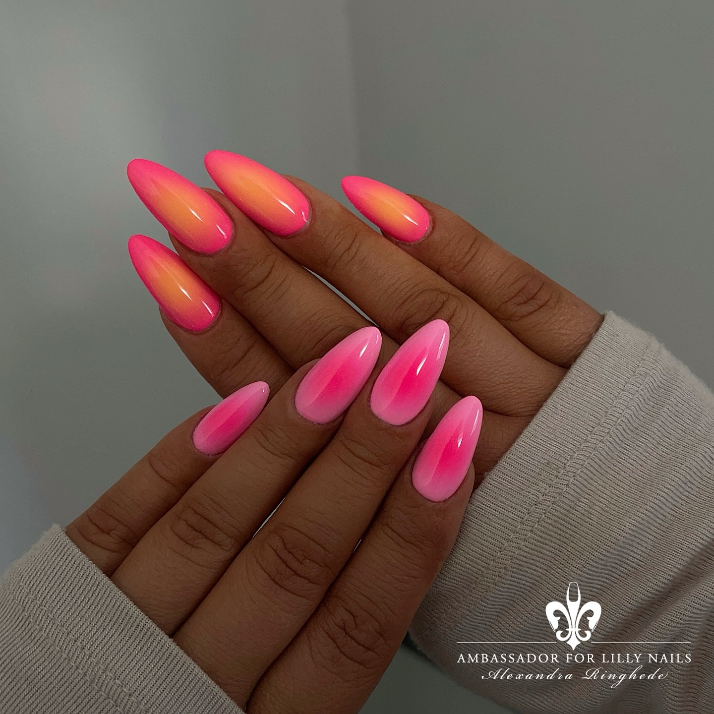 Glazed strawberry pink nails