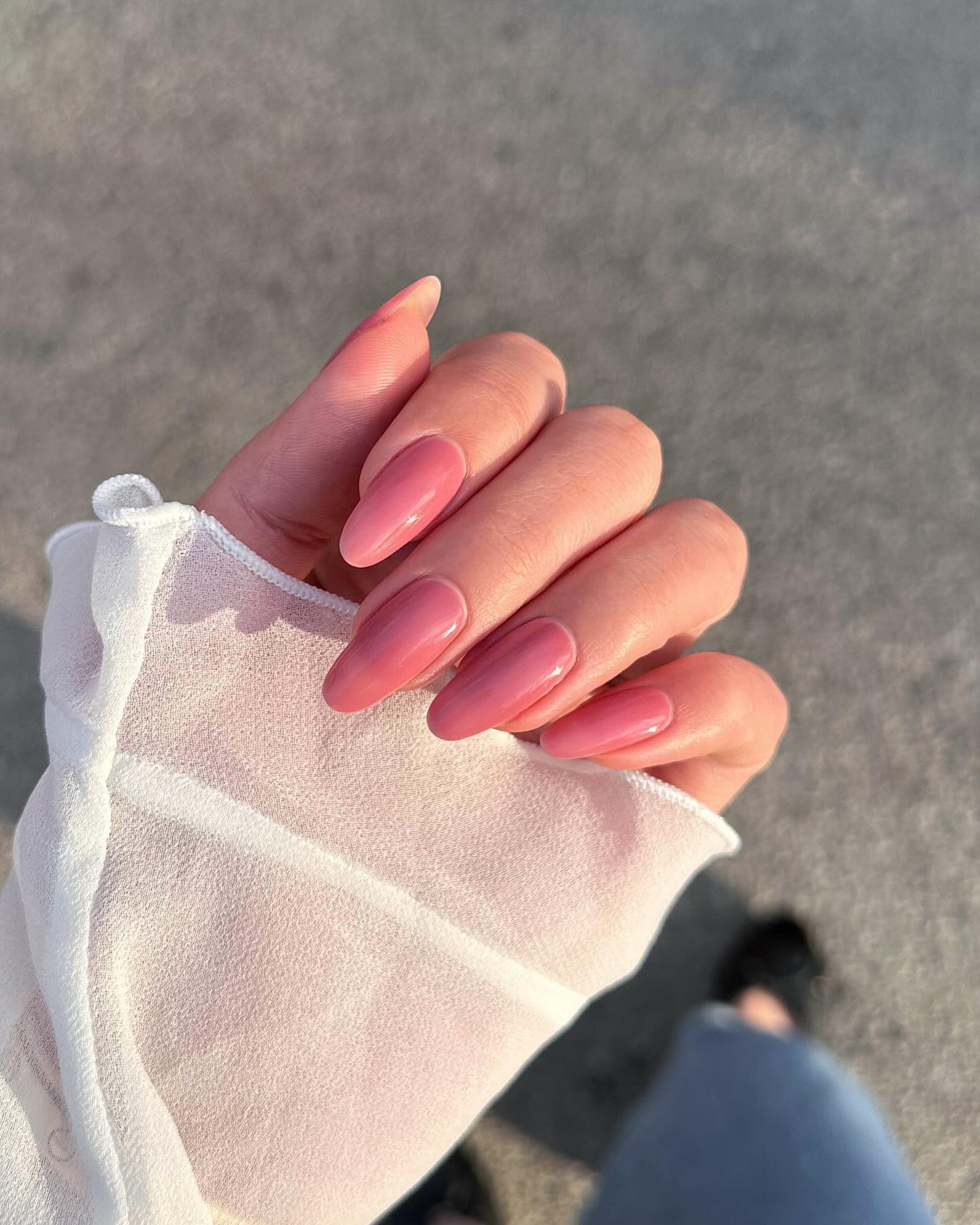 Glossy rose pink solid spring nails