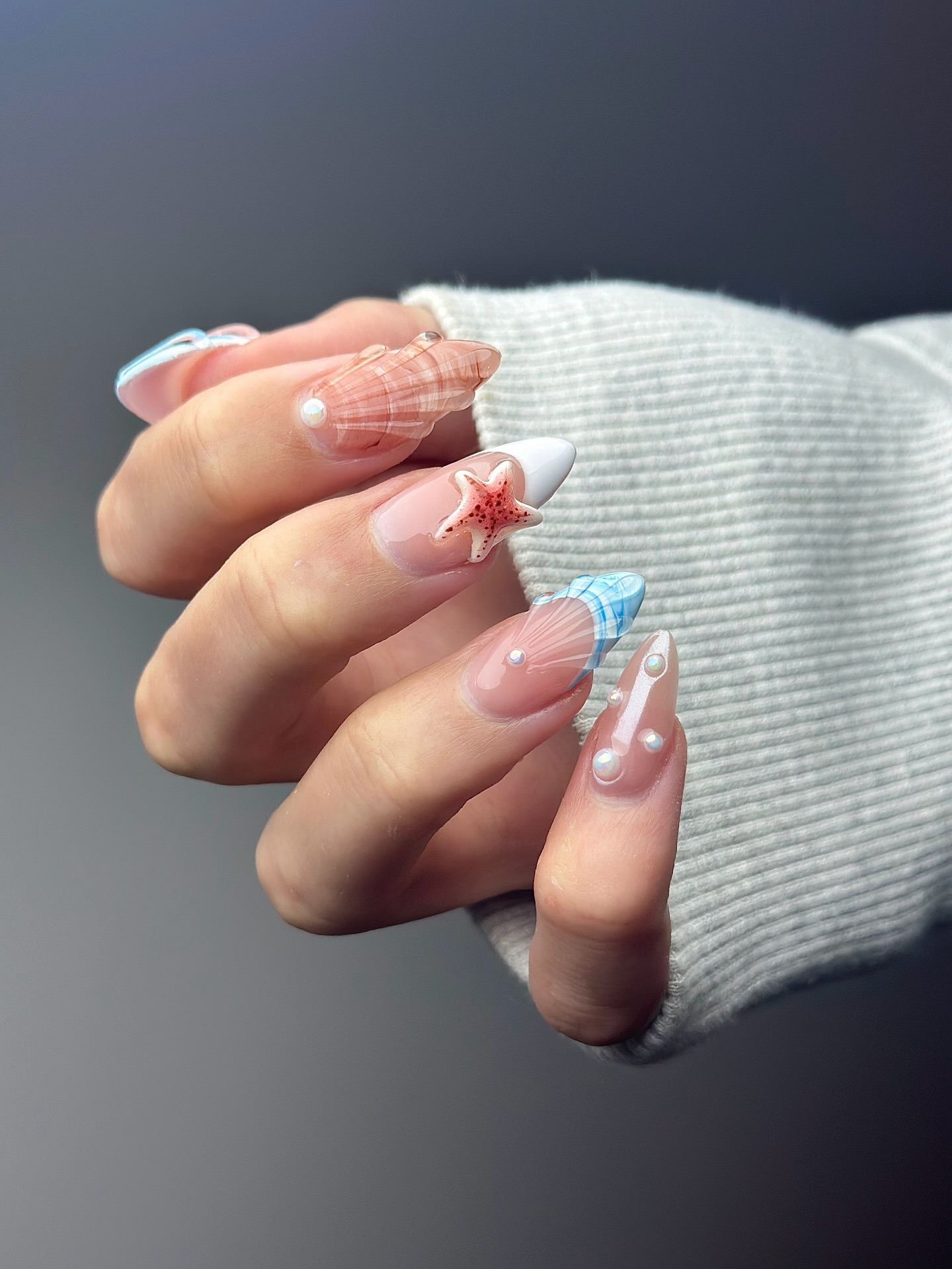 Long pink ombre stiletto nails