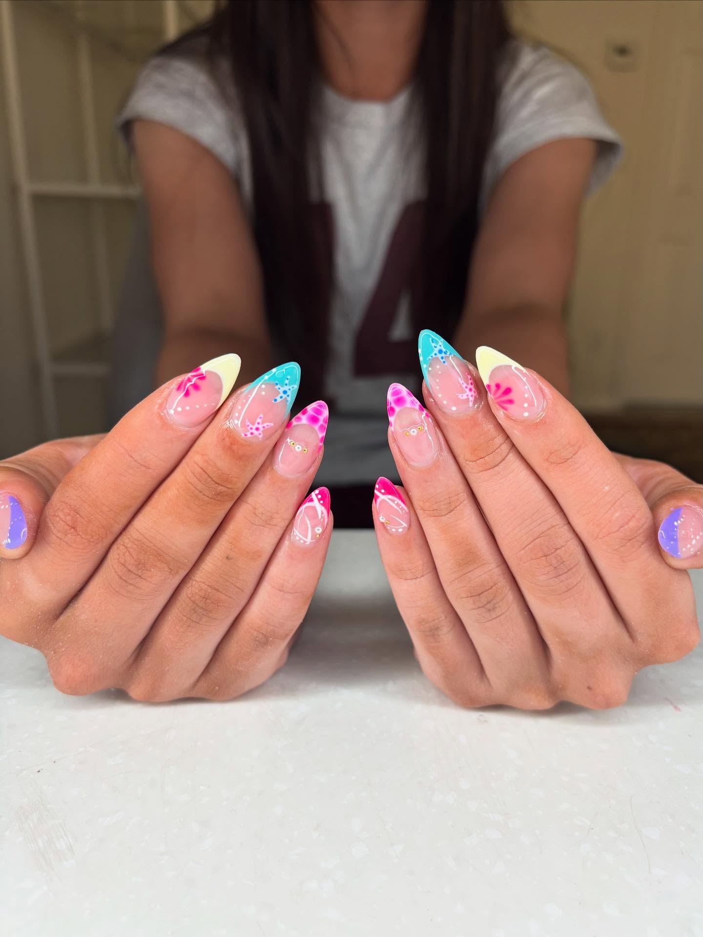 Pink 3D rose gel nails