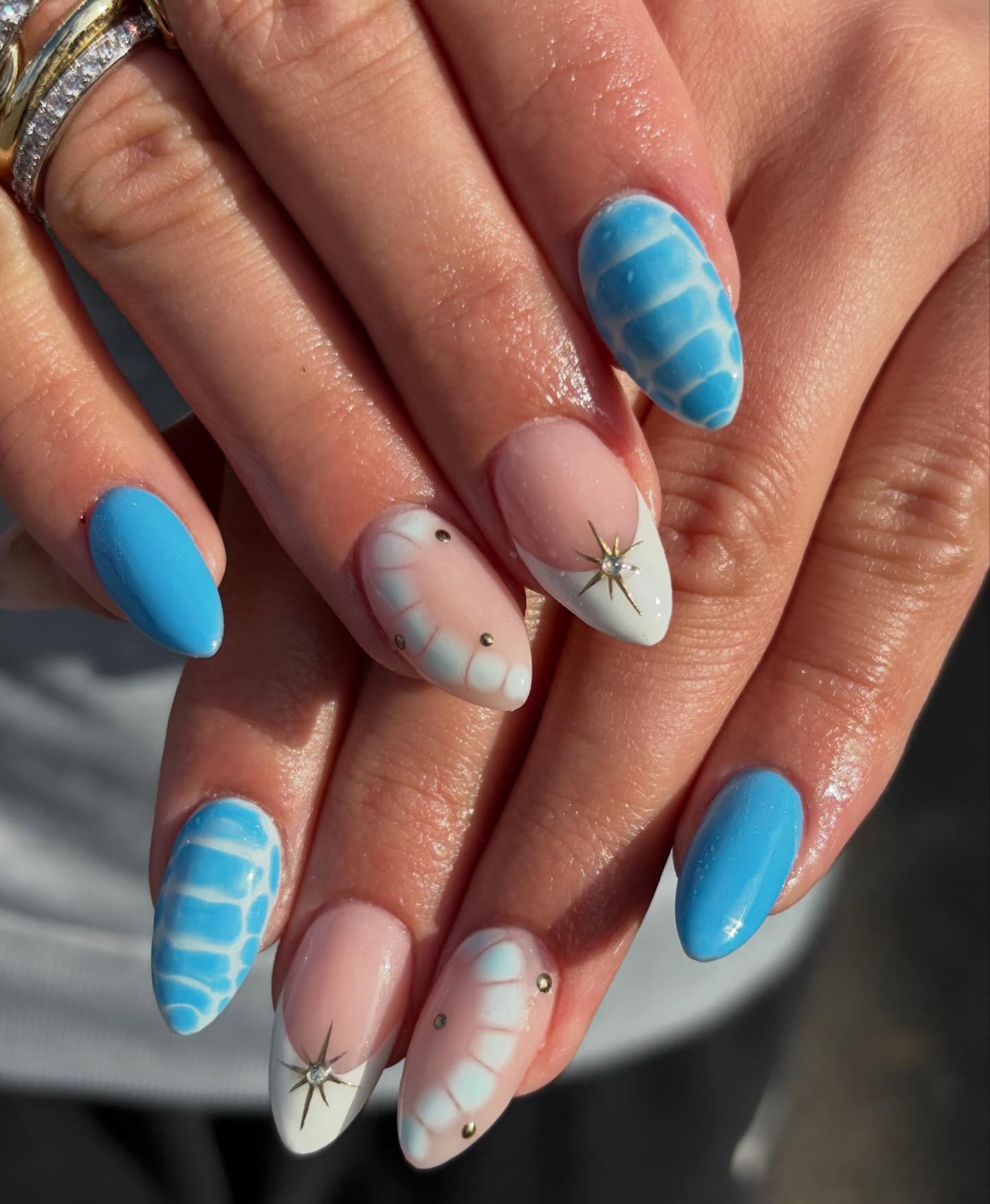 Translucent blue jelly nails