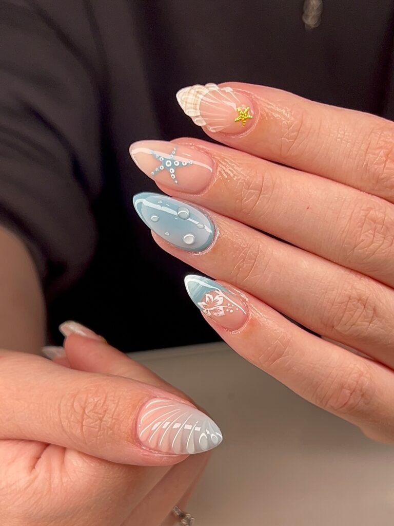 Coastal Shell Starfish nails