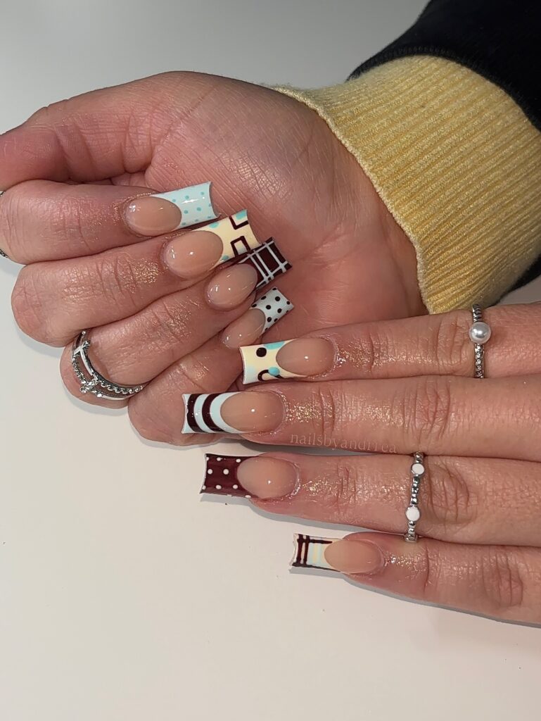 Retro Pattern Mix nails