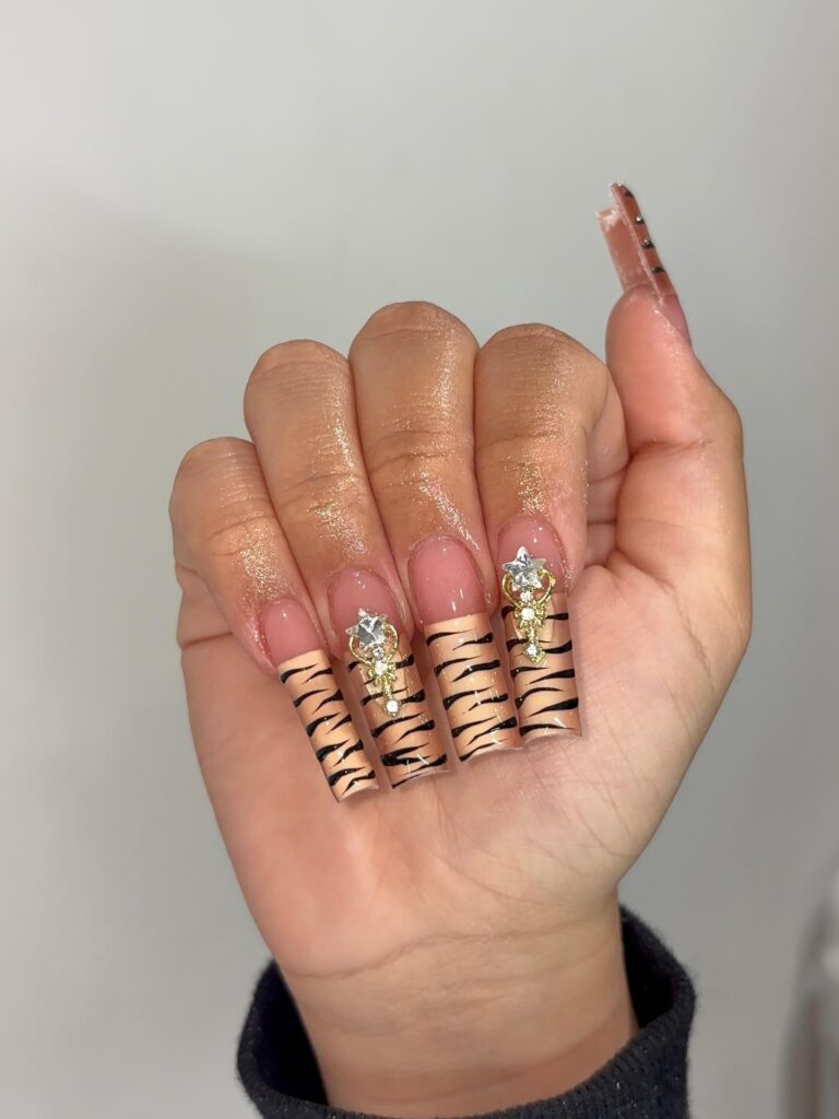 tiger stripe nails