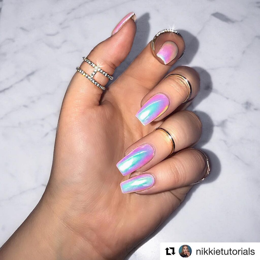 Pure Chrome Dream nails