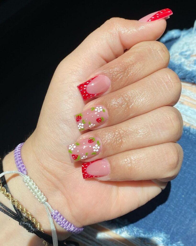 Polka Tip & Vines nails