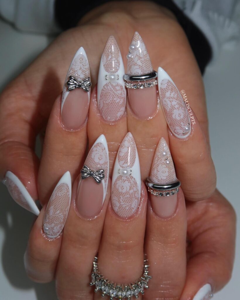 Bridal Lace & Bows nails