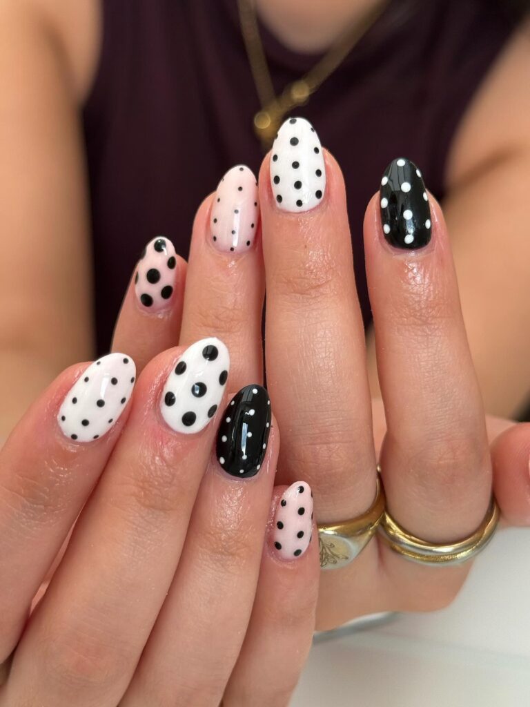 Inky Splashed Tips nails