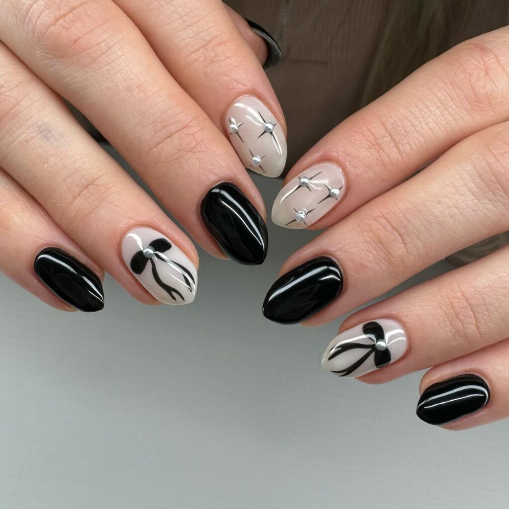 Swirly Abstract Waves nails