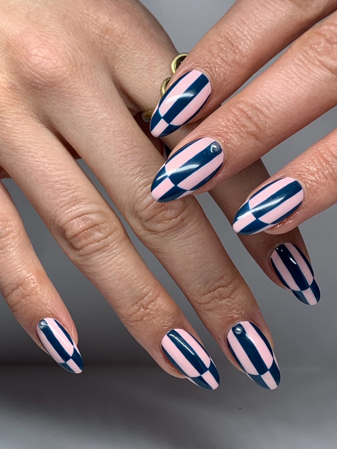 Navy & Pink Geometric Stripe Nails