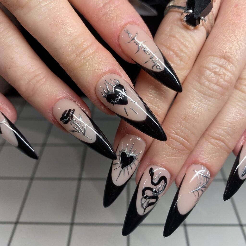 Vintage Snake Print nails