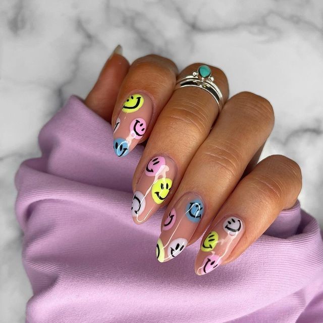 Butter Yellow Set nails