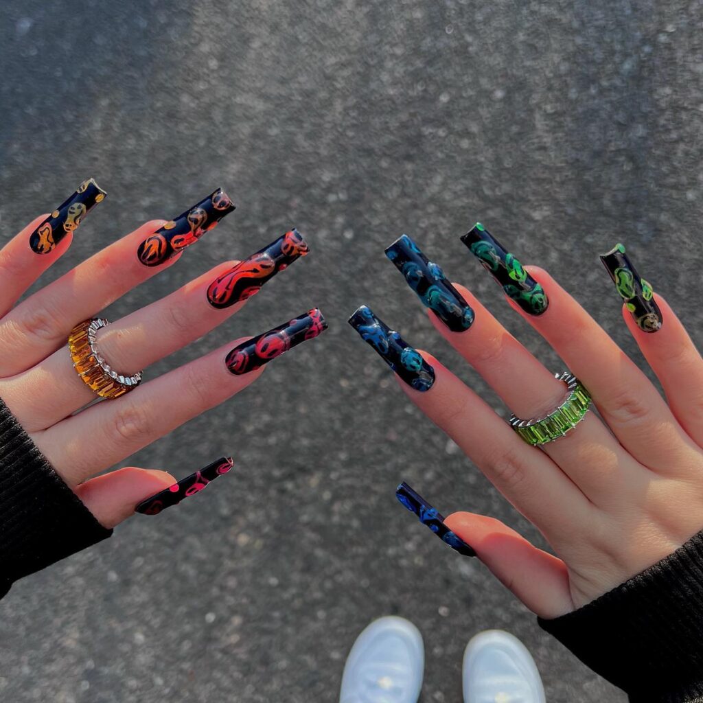 Neon & Doodle Mix nails