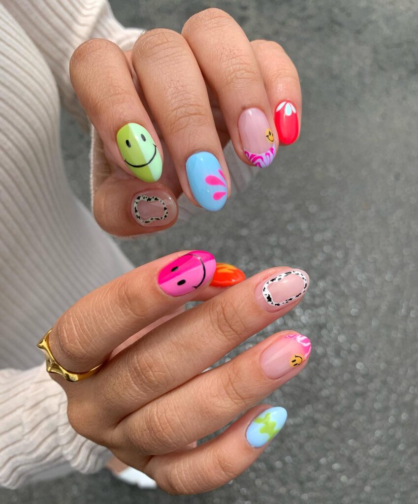 Confetti Happy Nails 