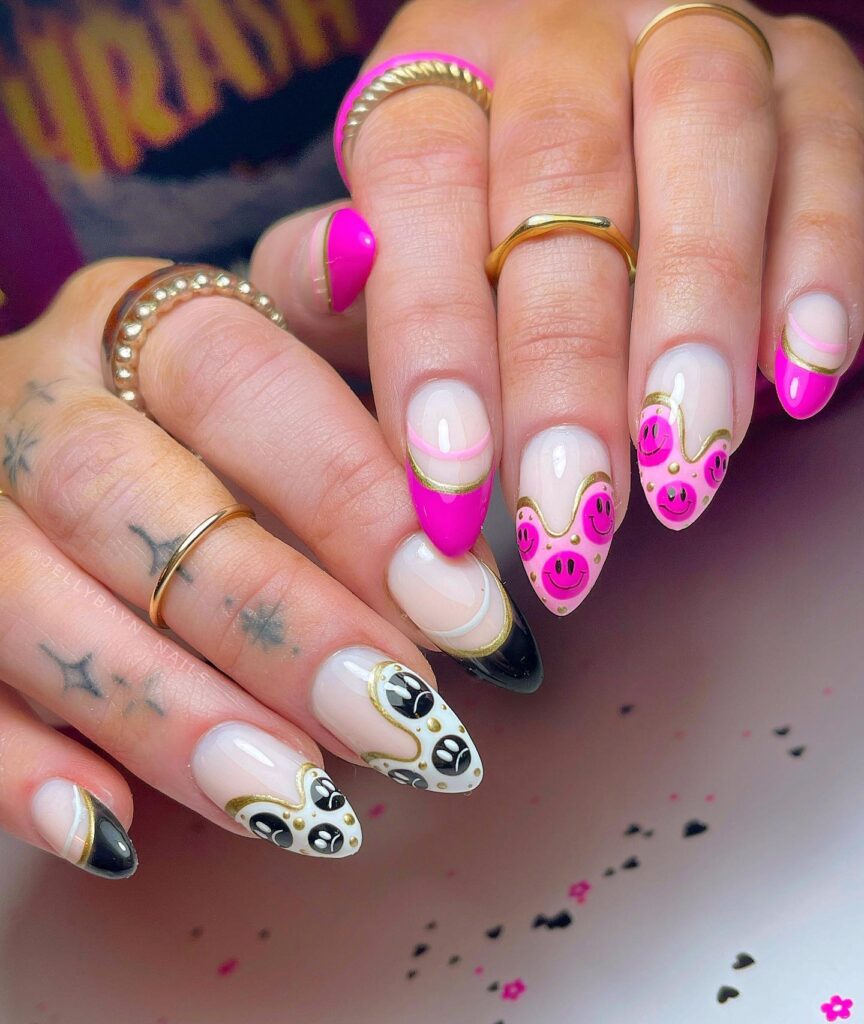 Groovy Swirl Smile nails