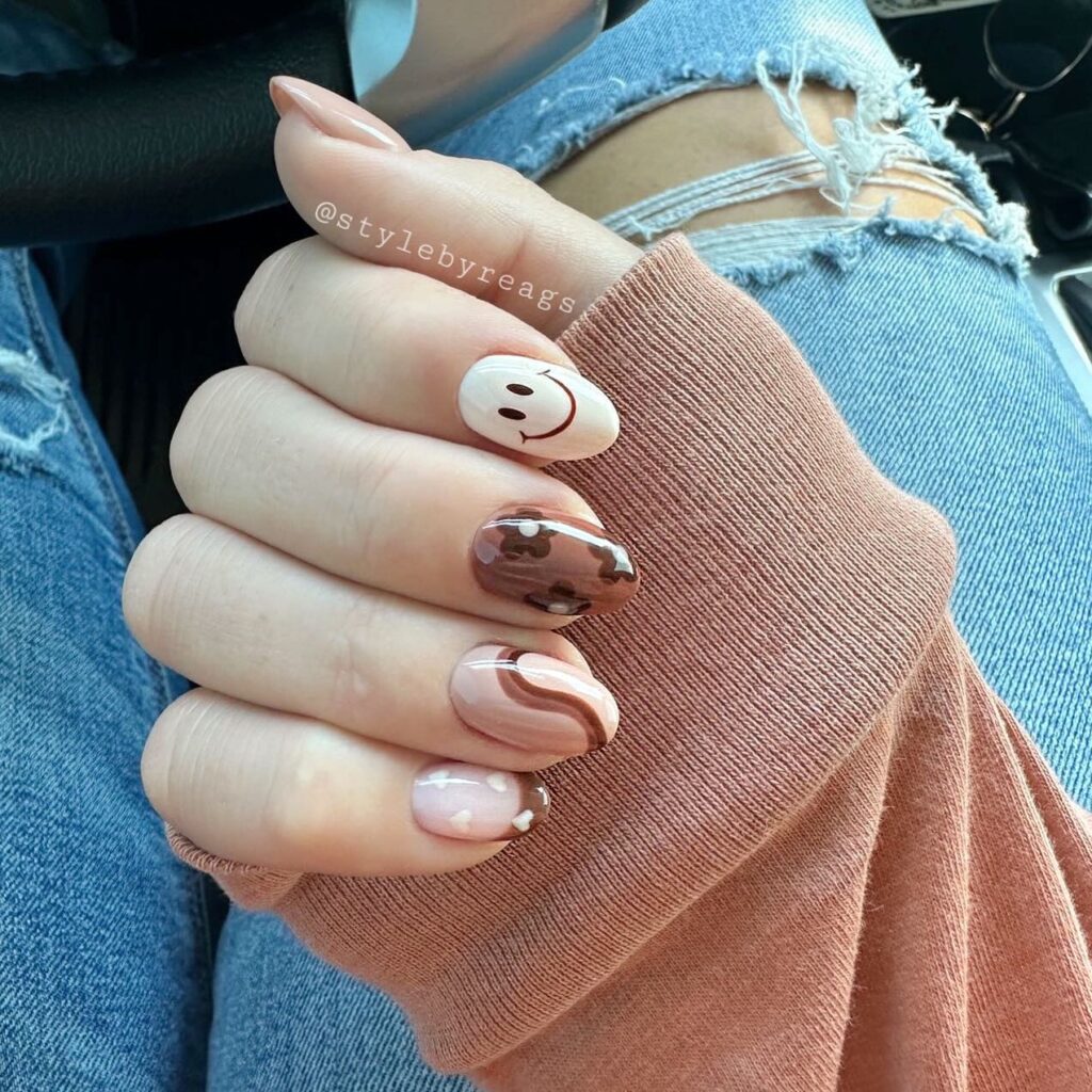 Yellow Retro Smileys nails