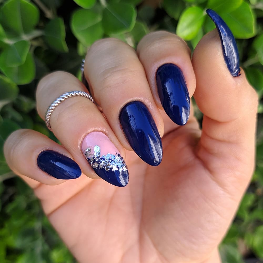Classic Dark Gloss nails