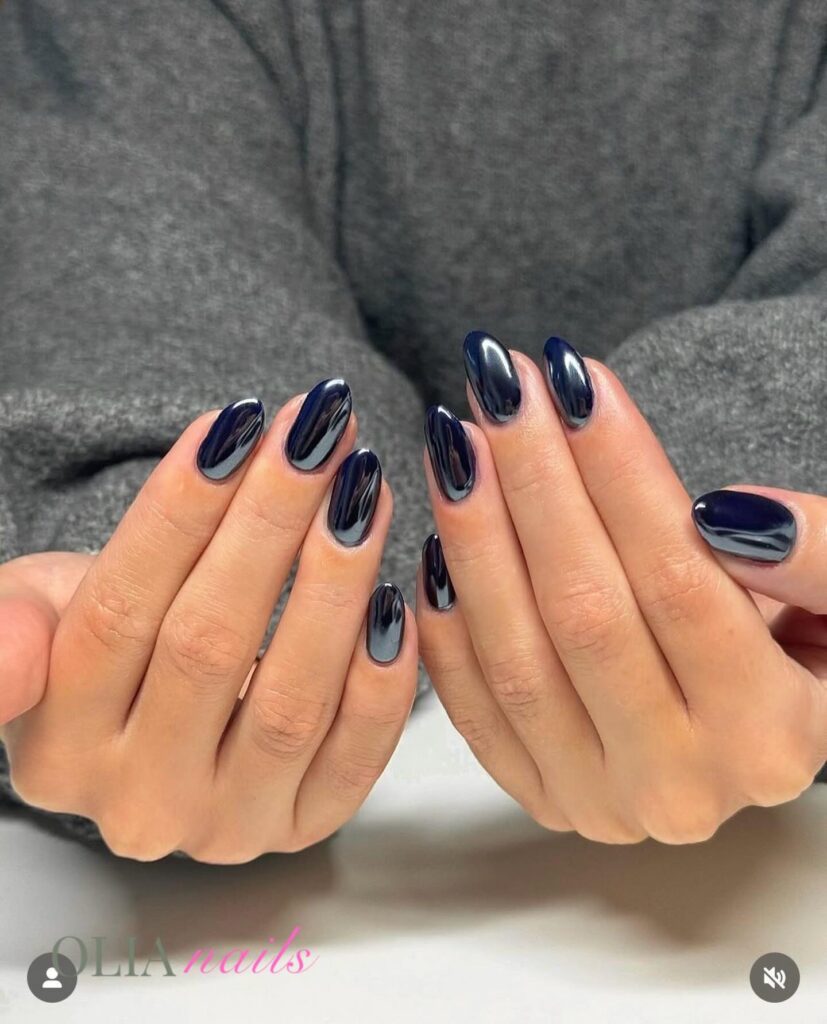 Navy & Chrome Art nails