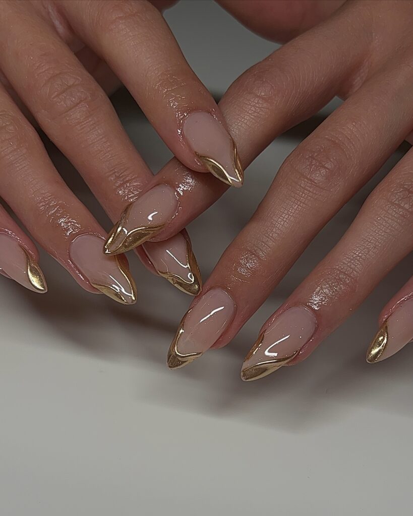 Sculptural Gold Edges nails