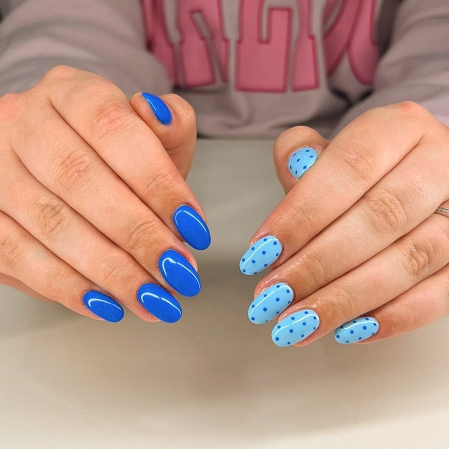 Blue & Pastel Spots nails