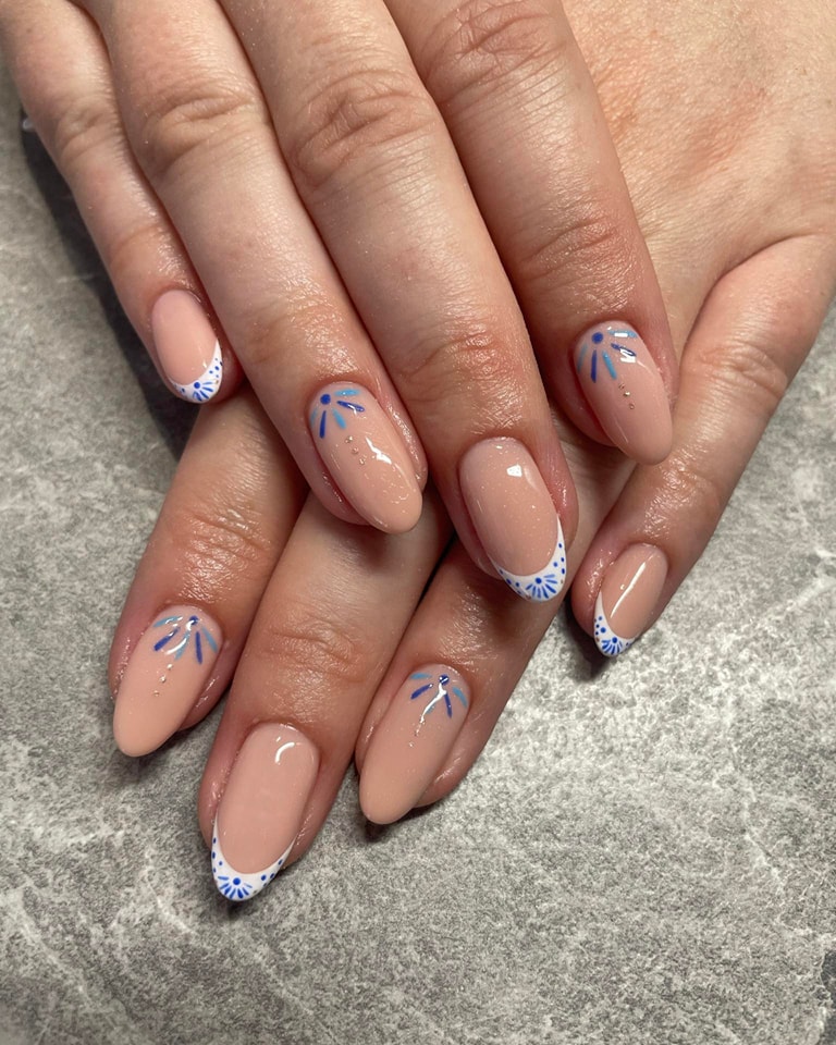 Abstract Indigo Swirl nails