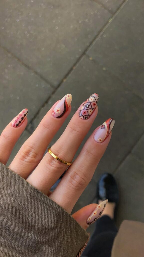 Retro Floral Tapestry nails