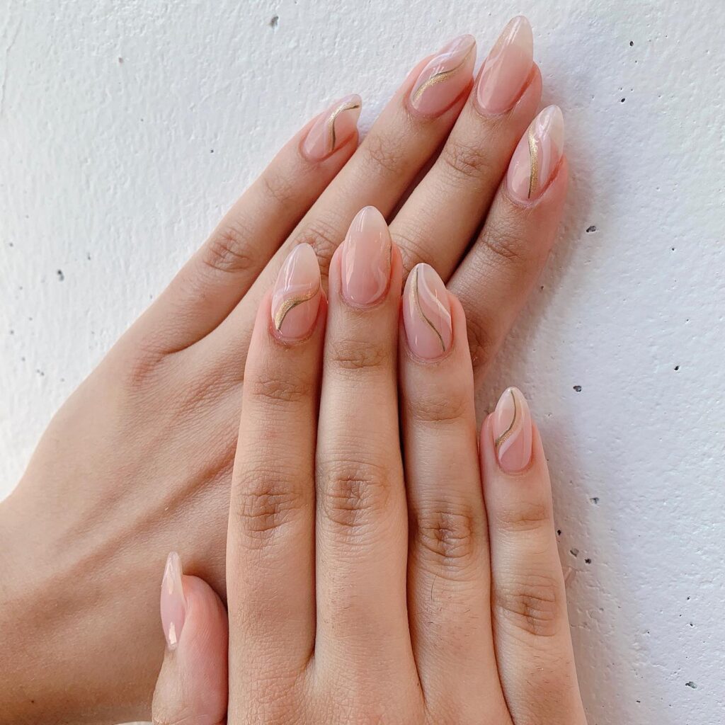 Peach Gold Curves nails