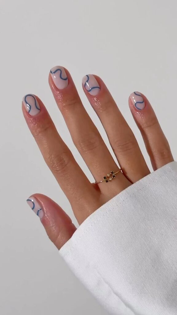 Navy Ripple Rounds nails