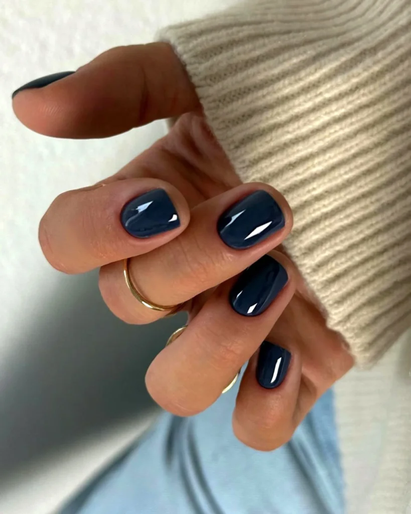 Dark Blue Marble nails