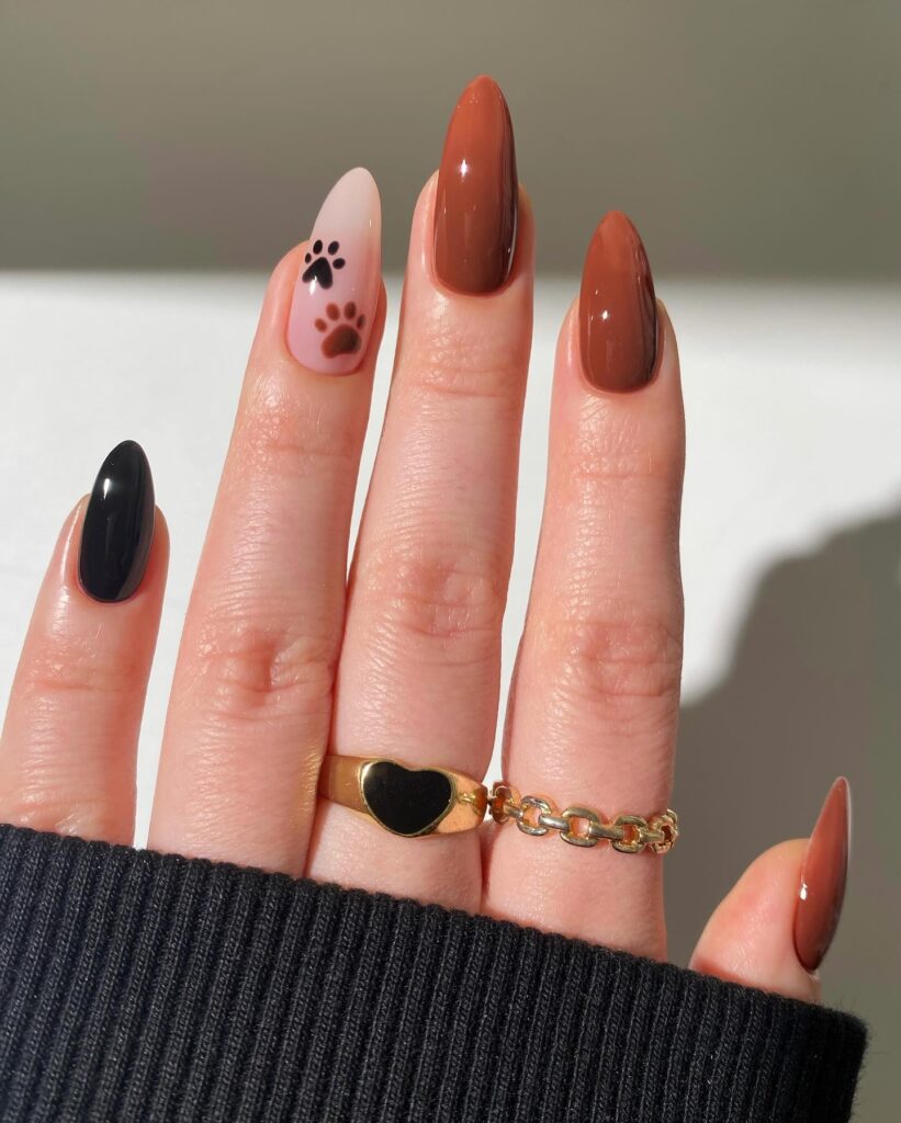 Terracotta Paw Print nails
